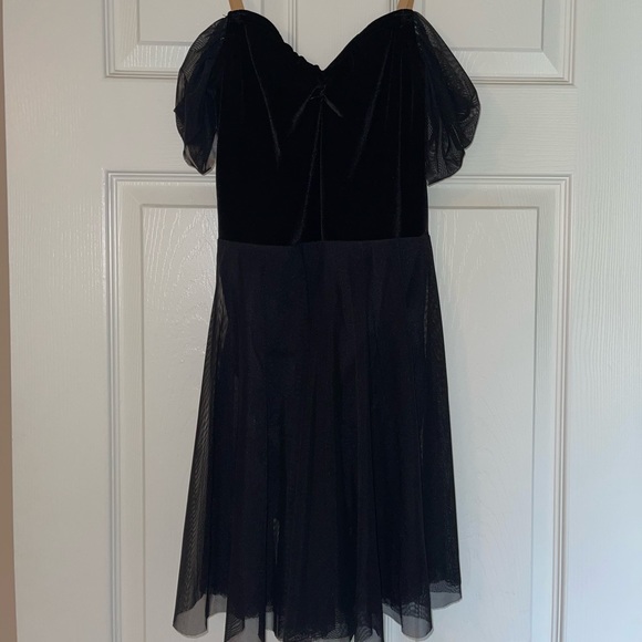 Dresses & Skirts - Black Ballet Costume